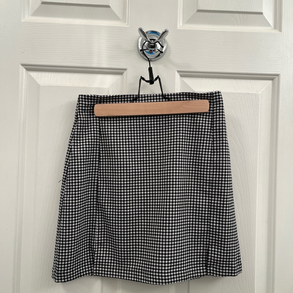 Brandy Melville cara skirt